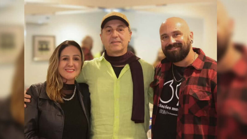 Zeca Baleiro apresenta o show “Piano” em Ribeirão Preto