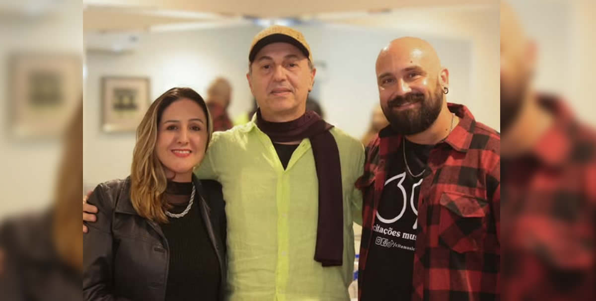 Zeca Baleiro apresenta o show “Piano” em Ribeirão Preto