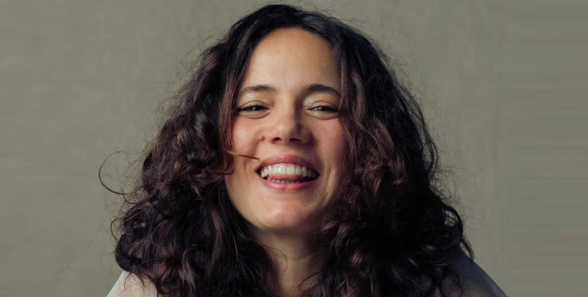 Tiê prepara o lançamento de seu novo disco de estúdio